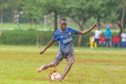 Shot on goal in the rain